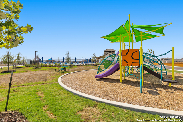 Image 31 of 33 For 7810 Granger Cove