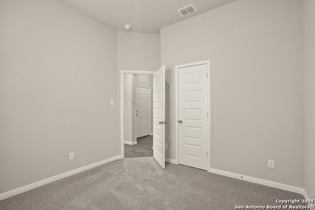 Image 7 of 33 For 7810 Granger Cove