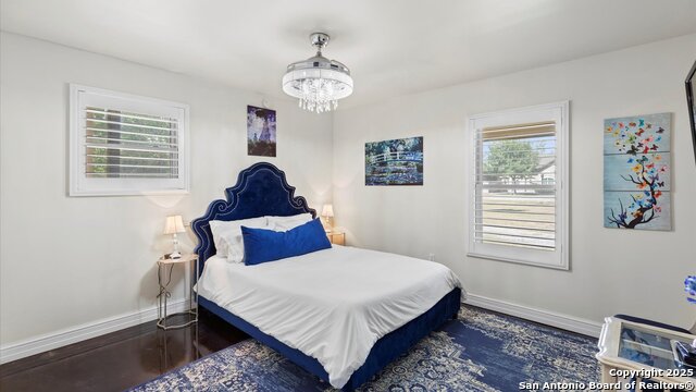 Listing photo id 20 for 207 Woodlake