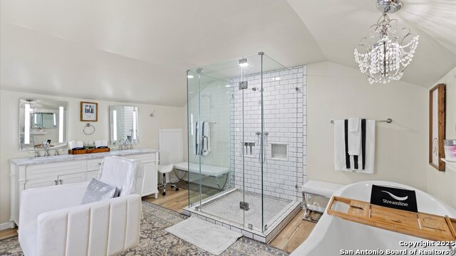 Listing photo id 26 for 207 Woodlake