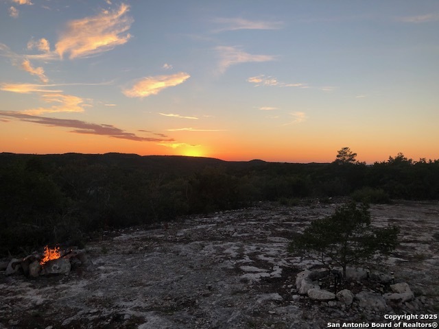 Listing photo id 0 for Tbd Cr 635  