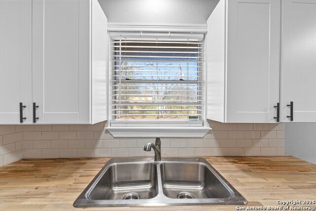 Image 11 of 27 For 4319 Algruth Dr