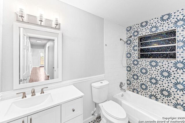 Image 24 of 27 For 4319 Algruth Dr