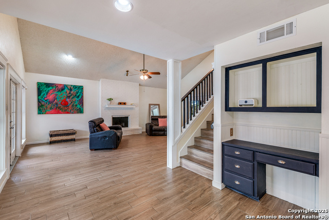 Image 19 of 29 For 8723 Rustling Breeze