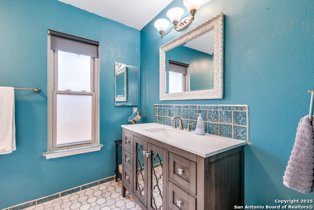 Image 25 of 29 For 8723 Rustling Breeze