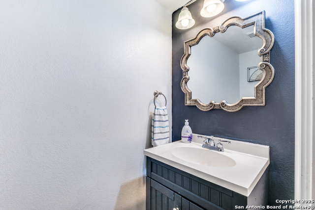 Image 27 of 29 For 8723 Rustling Breeze