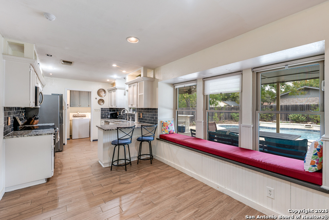 Image 9 of 29 For 8723 Rustling Breeze