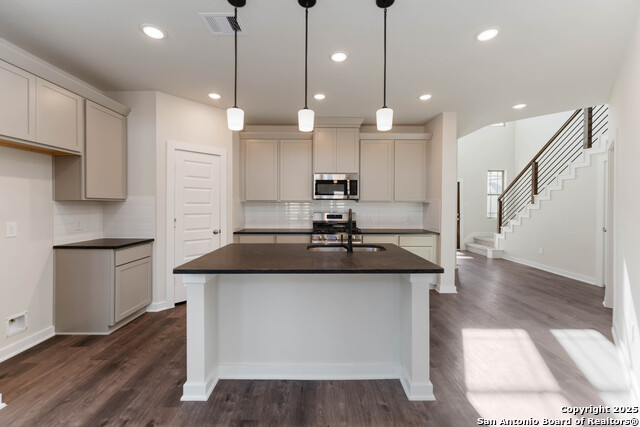 Image 8 of 28 For 5815 Carrier Ridge