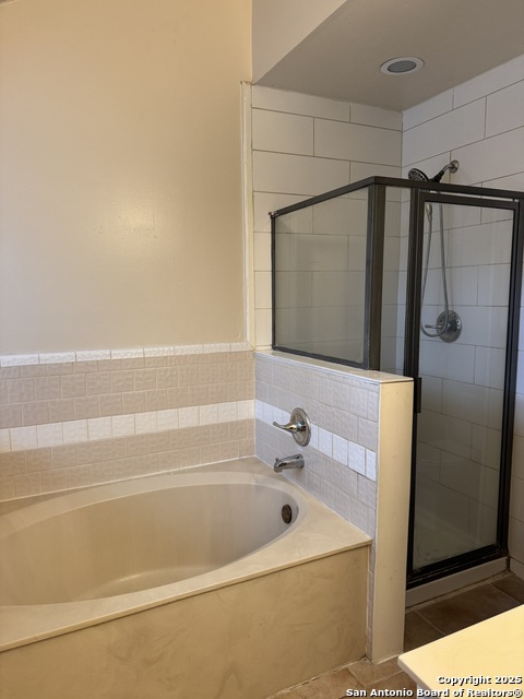 Image 13 of 21 For 11811 James Vinson