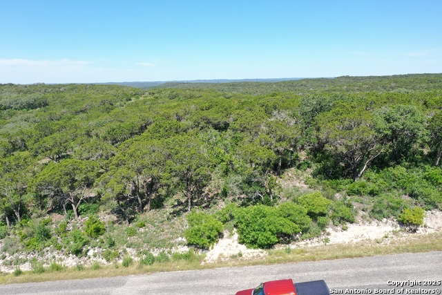 Listing photo id 18 for 000 Pr 2775  