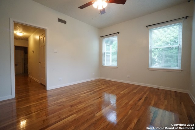 Image 11 of 31 For 149 Downing Dr