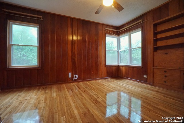 Image 16 of 31 For 149 Downing Dr