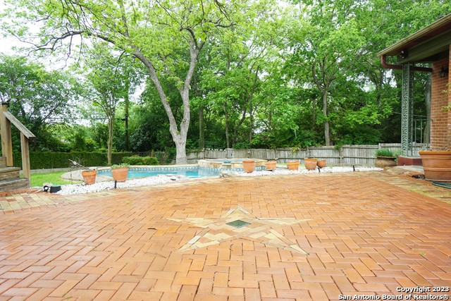 Image 4 of 31 For 149 Downing Dr