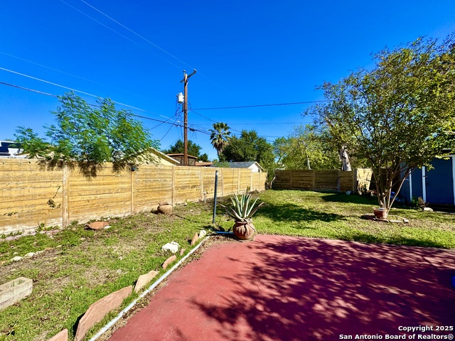 Image 5 of 21 For 391 Quentin