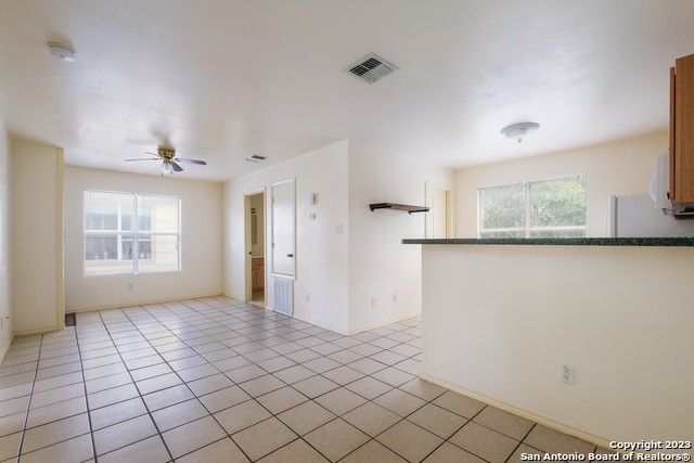 Image 11 of 26 For 120 Andrews St