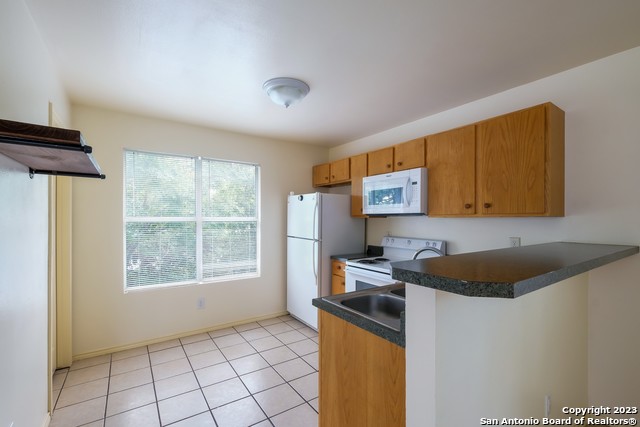 Image 12 of 26 For 120 Andrews St