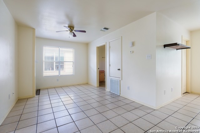 Image 8 of 26 For 120 Andrews St