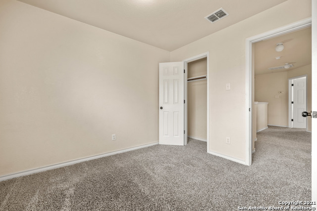 Image 13 of 17 For 4938 Flipper Dr