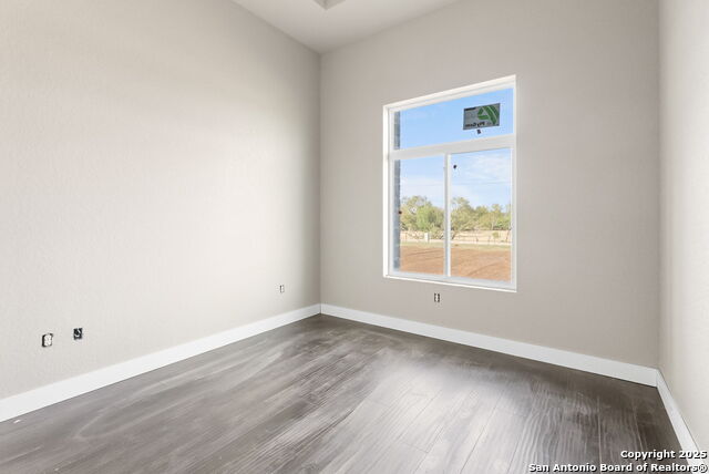 Image 23 of 35 For 731 County Road 356