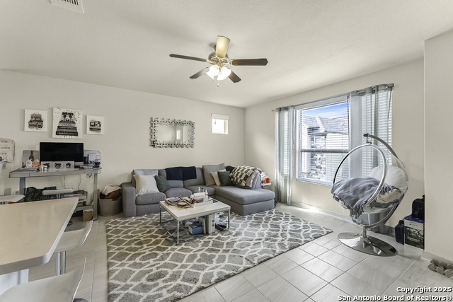 Image 10 of 22 For 6446 Babcock Rd #27