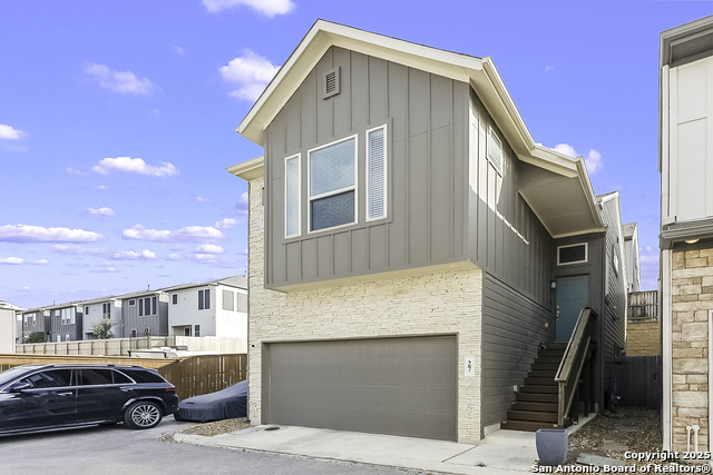 Image 2 of 22 For 6446 Babcock Rd #27