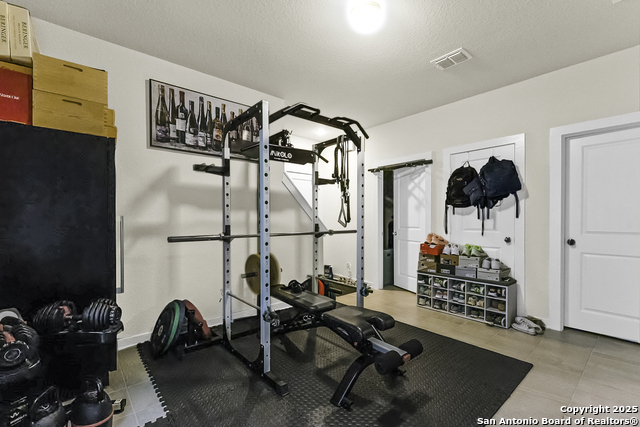 Image 20 of 22 For 6446 Babcock Rd #27