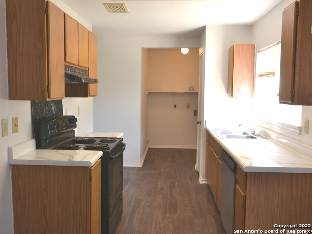 Image 3 of 14 For 11406 Colusa