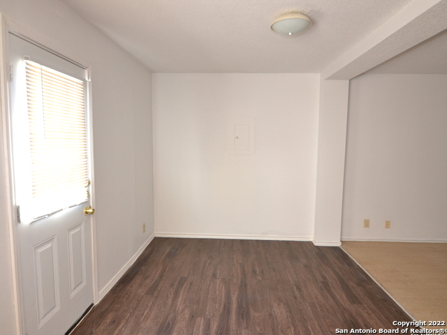 Image 5 of 14 For 11406 Colusa