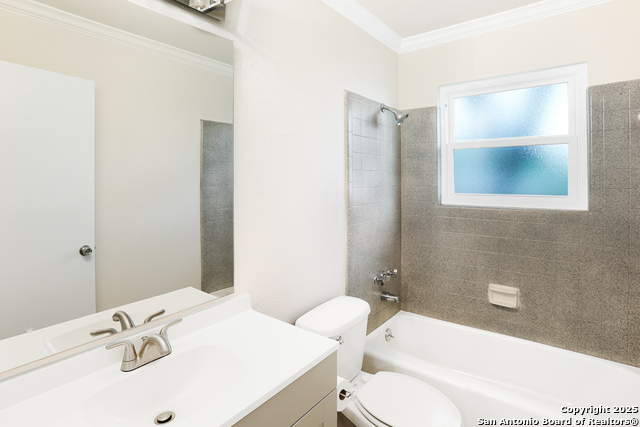 Image 13 of 24 For 9902 Lorene Ln