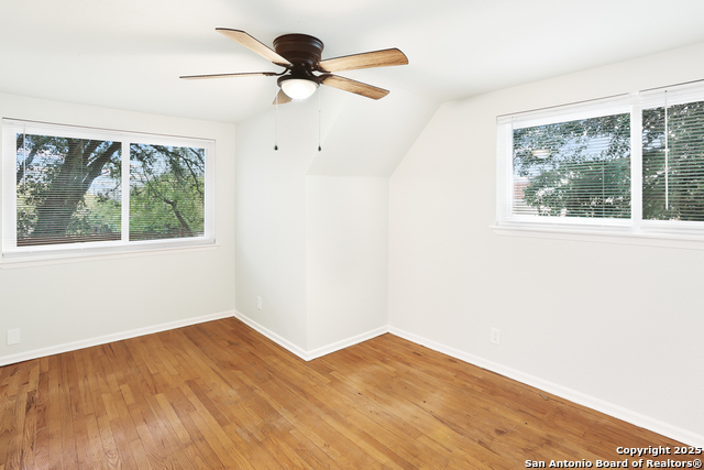 Image 15 of 24 For 9902 Lorene Ln