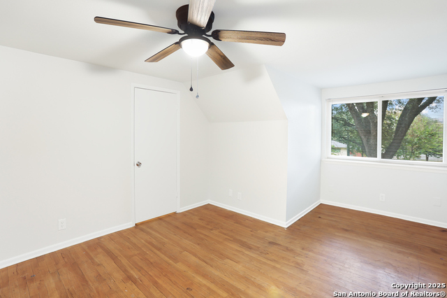 Image 19 of 24 For 9902 Lorene Ln