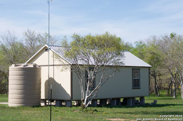 Image 3 of 6 For 1527 County Road 412