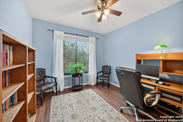 Image 19 of 36 For 614 Colosseo