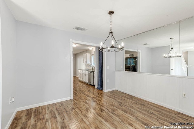 Image 7 of 19 For 6719 Timberhill