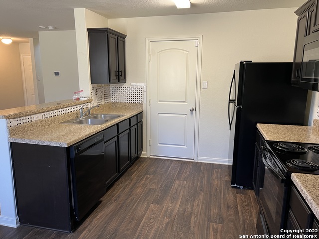 Image 15 of 19 For 3515 Southton View