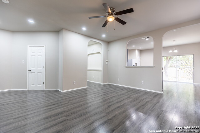 Image 13 of 32 For 6106 Briscoe Leaf