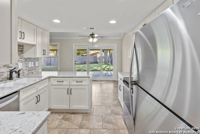 Image 16 of 40 For 6222 Bellwood St