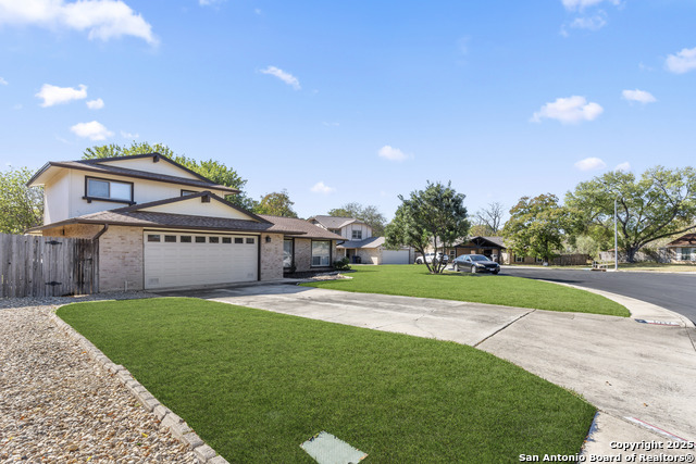 Image 3 of 40 For 6222 Bellwood St