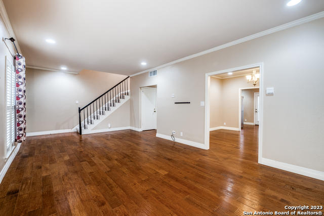 Image 5 of 27 For 7731 Broadway  A6