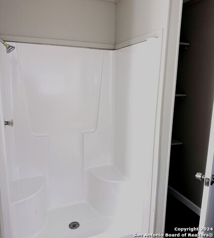 Image 8 of 9 For 7923 Donore 21