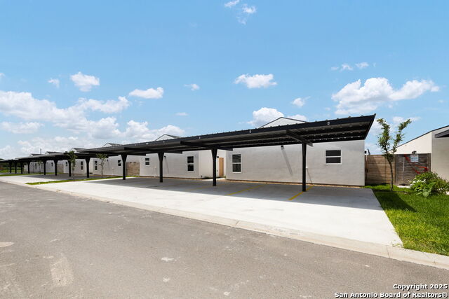 Image 3 of 5 For 2701 Robin Road