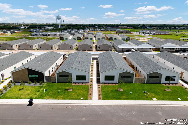 Image 4 of 5 For 2701 Robin Road