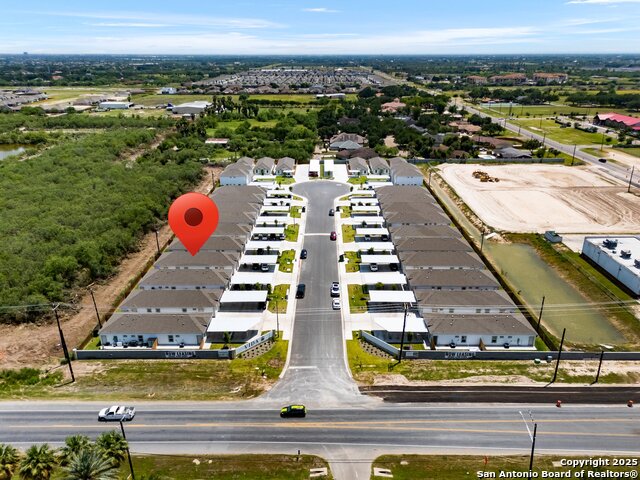 Listing photo id 5 for 7810 58th Lane N