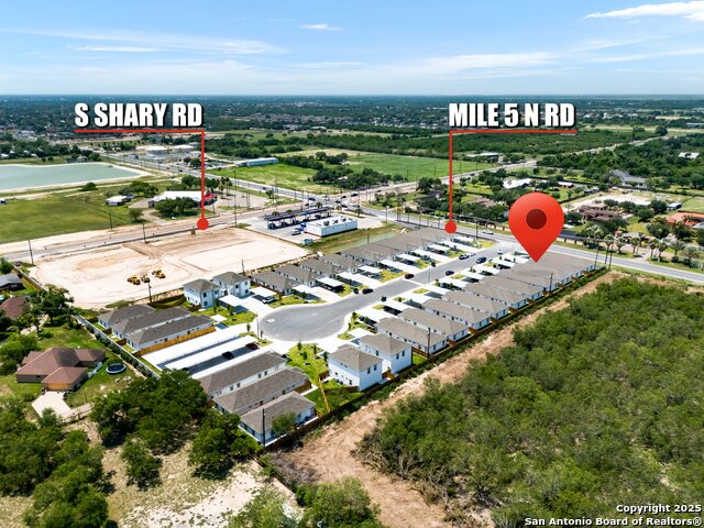 Listing photo id 6 for 7810 58th Lane N