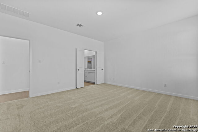 Image 11 of 26 For 732 Horsetail Ln