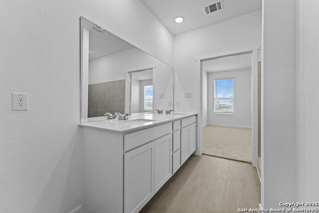 Image 12 of 26 For 732 Horsetail Ln