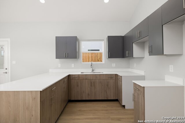 Image 8 of 27 For 2700 Mockingbird Road