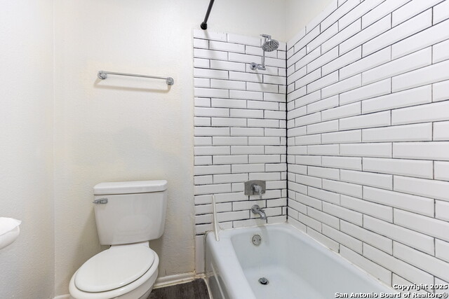 Image 19 of 28 For 6427 Wurzbach  Apt 24