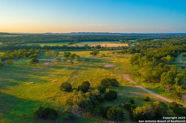 Image 3 of 20 For 327 Waring Welfare Road