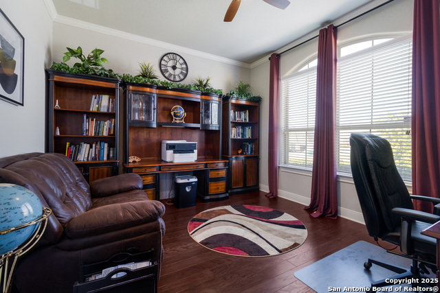 Image 10 of 35 For 10588 Gage Park